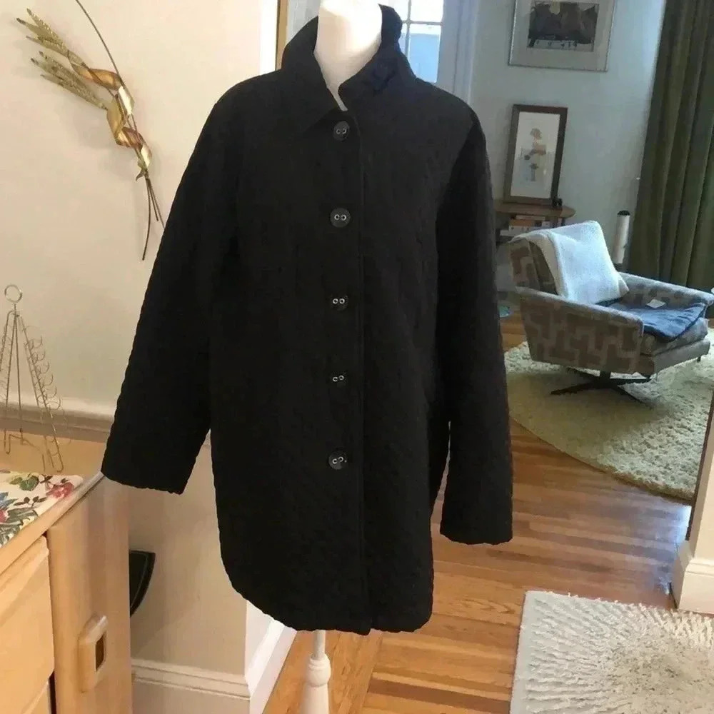 Willow Lane Lined Coat. Button Close. Two Open Si… - image 1